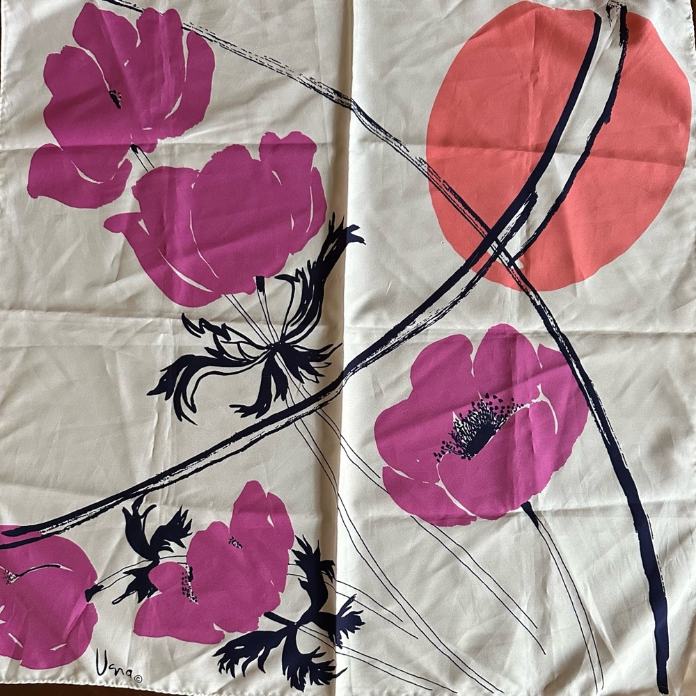 Vintage Vera Neumann scarf, pink poppies with Asian influence.
